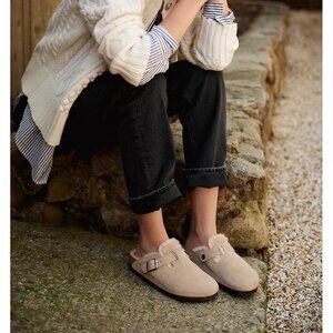 Women's Boston Shearling Clogs - EU size 38 - Taupe/Tan color white shearling